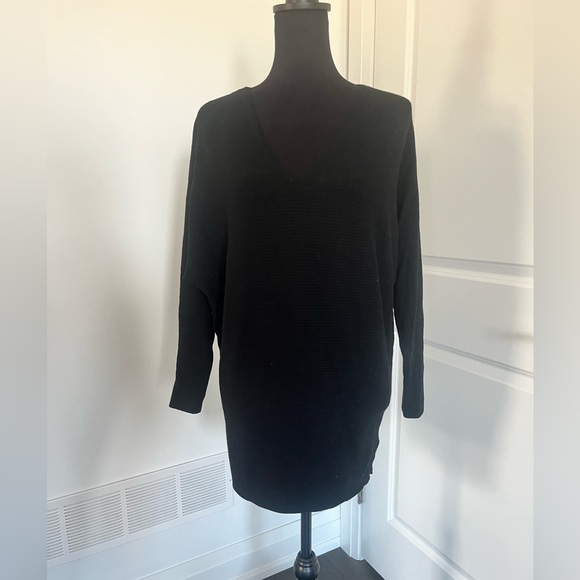 For Thee black dolman sleeve sweater size small item 05-21 - Picture 4 of 7